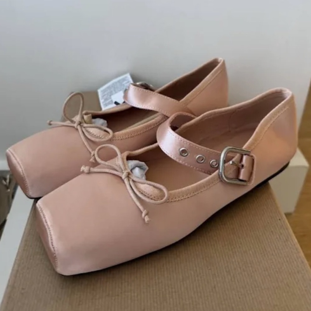 NWOT Mango Pink Satin-like Ballerinas with Buckle